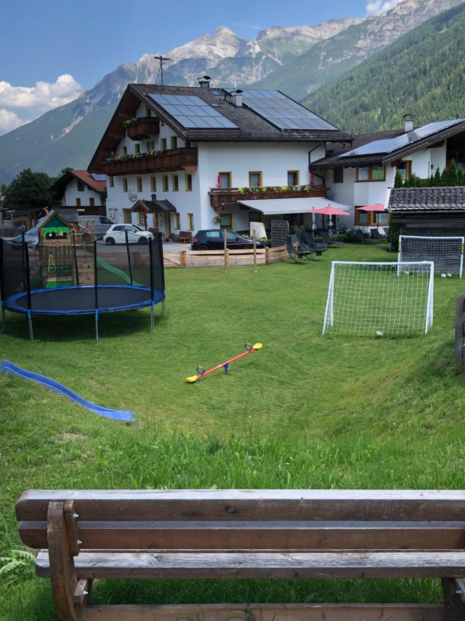 Alpenpension Elferblick Neustift im Stubaital Buitenkant foto